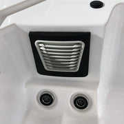Wibespa Moana Whirlpool – 3 Pers., 59 Düsen Düsenanlage und Luftdüsen Nahaufnahme