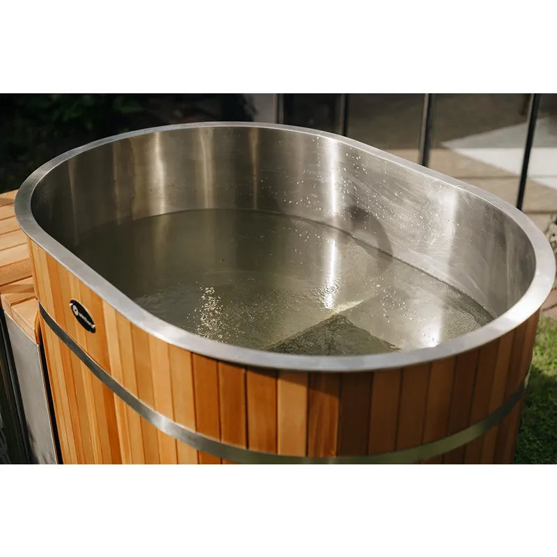 Winthera Arctic Barrel Eisbad mit Edelstahlwanne und Holzfass im Garten, Wellness-Holzfass Meisterstück