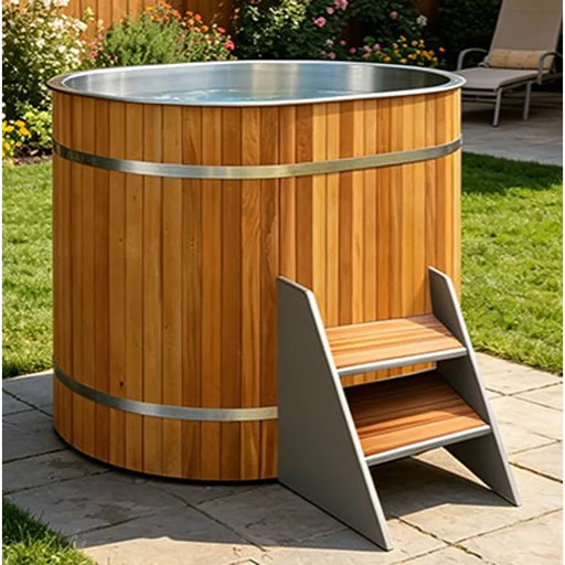 Winthera Arctic Barrel Eisbad Holzfass mit Metallbändern und Edelstahlwanne im Garten
