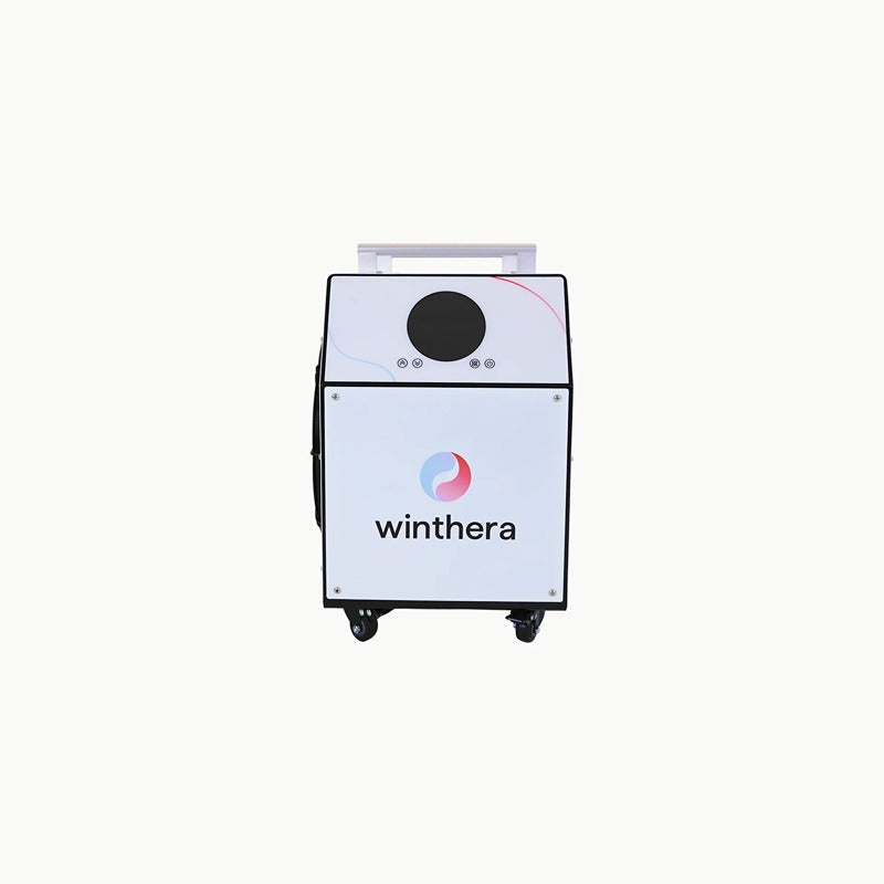 Winthera Ice Master Chiller in Frontansicht mit Logo – kompakter Kältechiller für Eisbadanwendungen