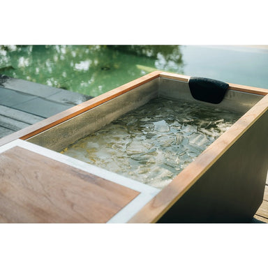 Detailaufnahme des Winthera Ice Pro mit sichtbarer Eisschicht – integrierte Eisgenerierung an allen Innenwänden.