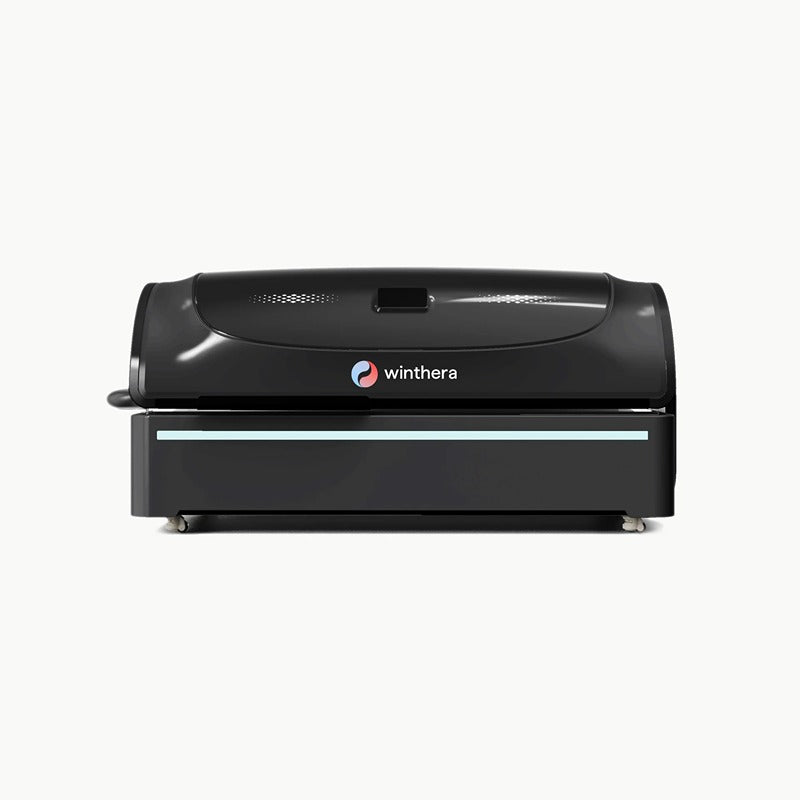 Winthera Red Bed in Schwarz – geschlossene Liege in frontaler Ansicht